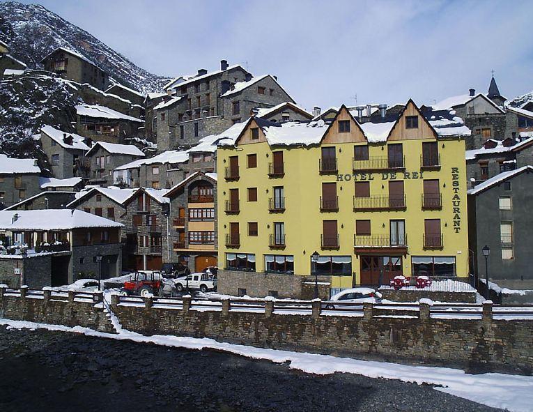 Hotel De Rei Льяворси Экстерьер фото